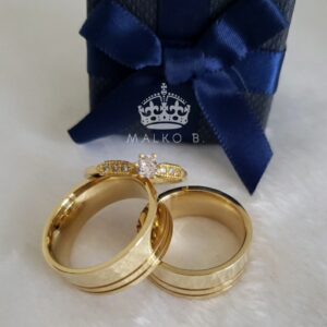 Alianças de Casamento 8MM reta com anel